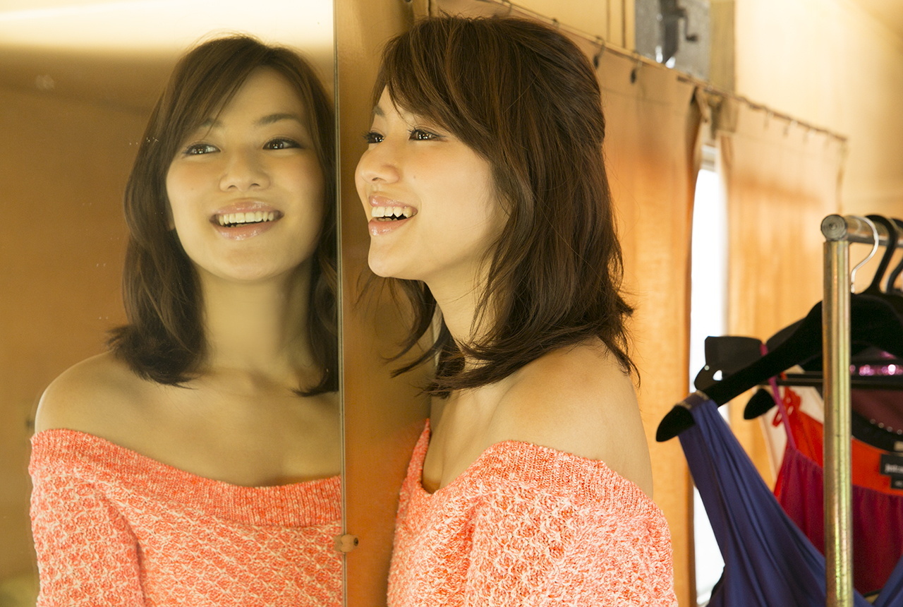 [image.tv] 2013.04 Rina Uchiyama 内山理名 - [笑顔の素]